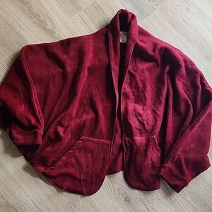 Unique & Elegant Burgundy Open Front Cape Jacket Pockets Bat Wings Fleece